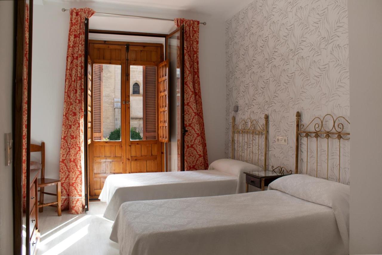 Hotel Manzanito Antequera Exteriör bild